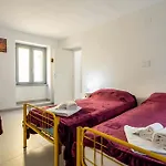 Appartamento Guesthost - Oltre Il Mare - Peaceful Retreat In Liguria